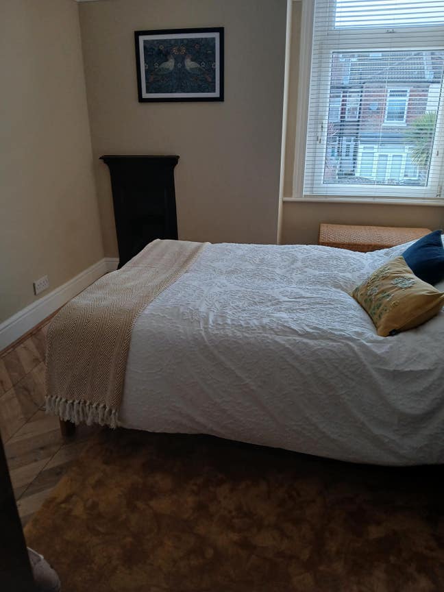 Lovely Double room available in Baffins,Portsmouth Main Photo