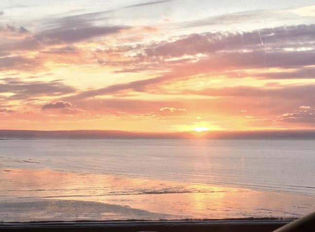 Beautiful Double Rooms with Stunning Sea Views  Main Photo