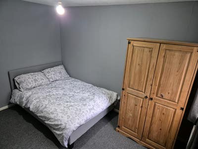 *Quite house and no drama(not a HMO)* Main Photo