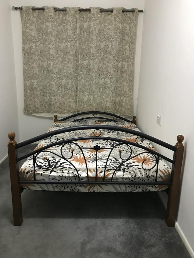 One En-suite doubleroom for rent at Dagenham East  Main Photo