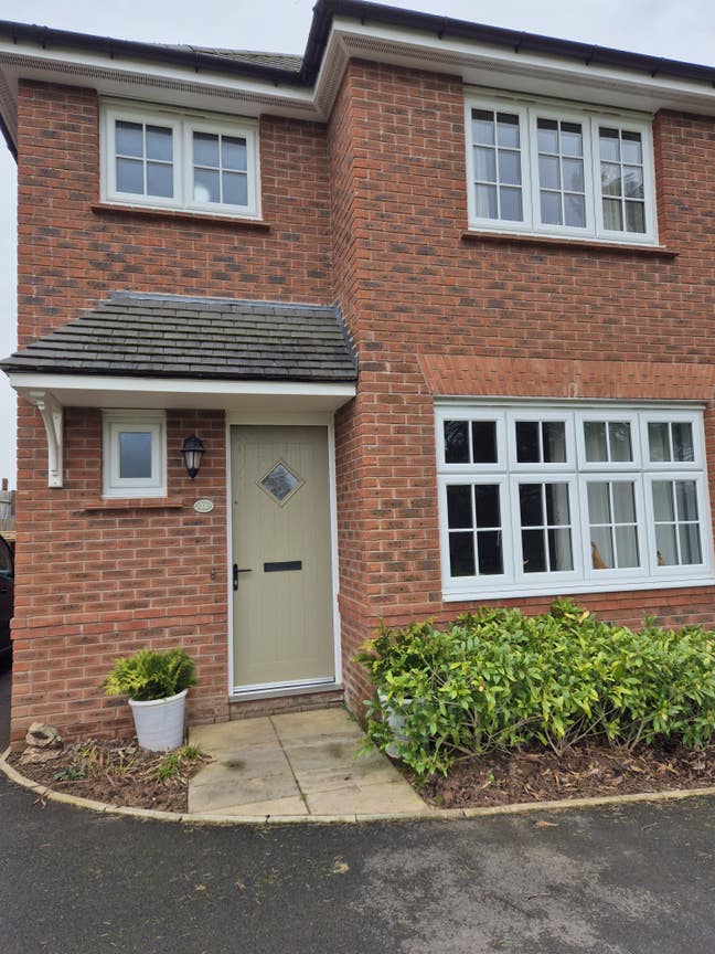 House share in Lydney  Main Photo