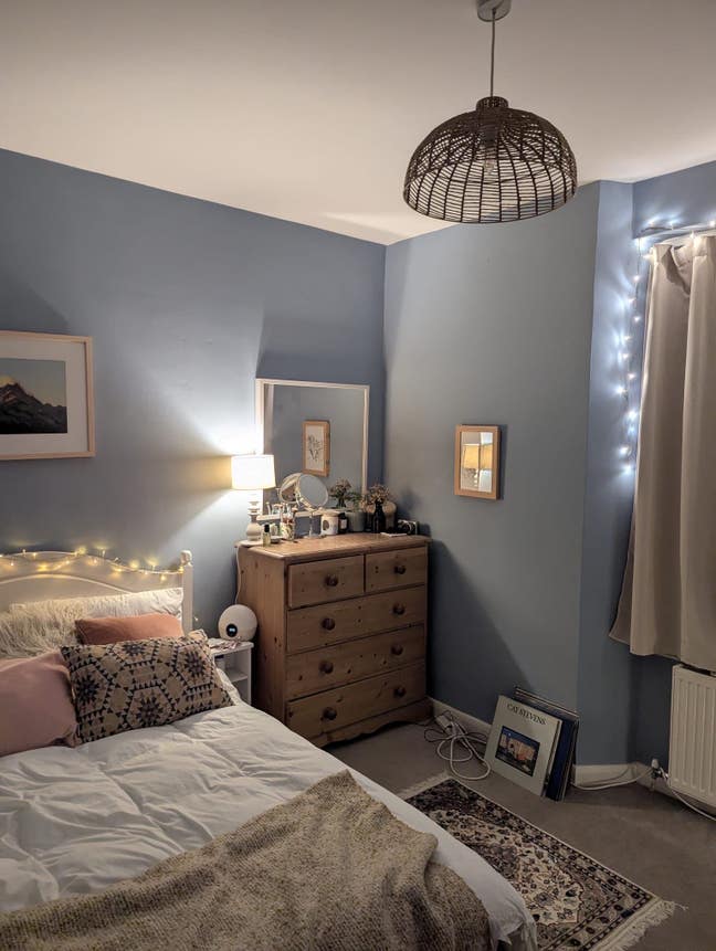 Double bedroom in sunny Whiteladies flat Main Photo