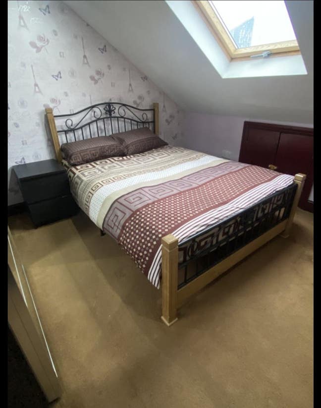 Double furnished bedroom  Main Photo