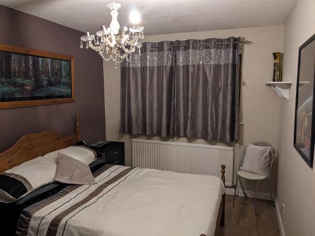 Double room- very close to MK centre Main Photo