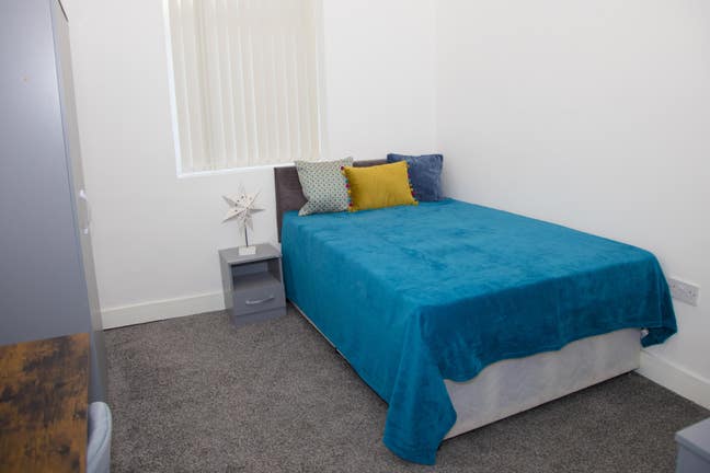 En-suite Rooms - Close to BAE Main Photo