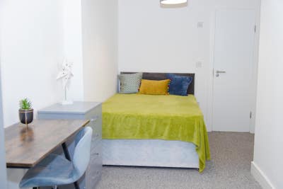 En-suite Rooms - Close to BAE Main Photo