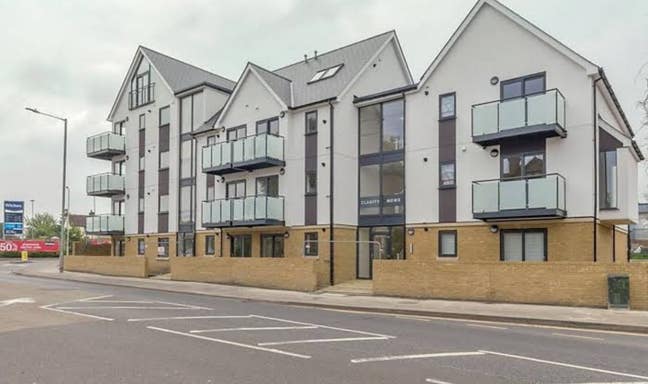 1 Bedroom modern apartment in Sittingbourne Main Photo
