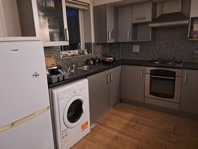 Lovely Ensuite Bed Room around City Centre Main Photo