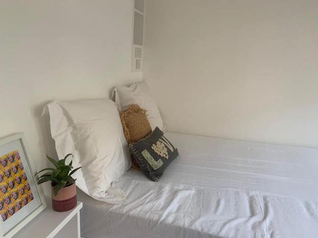 Nice en-suite room in west hampstead Main Photo