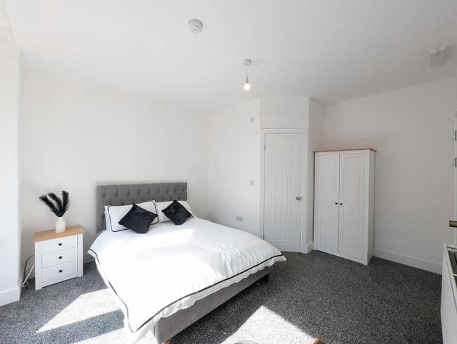 🌟 High-Spec Rooms – Dean Road, South Shields” Main Photo