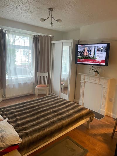 Double Room  -Crystal Palace  Main Photo