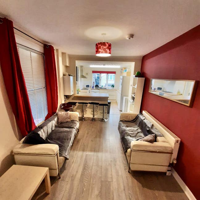4 Double Bed Student House for Next Academic Year Main Photo
