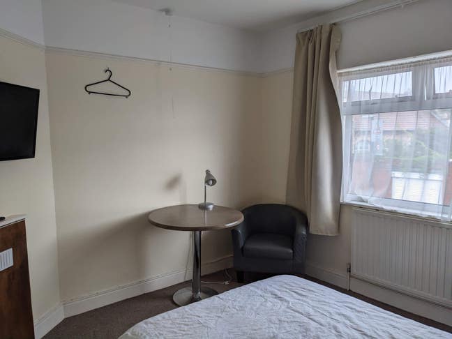 Lovely double room in Shirehampton Main Photo