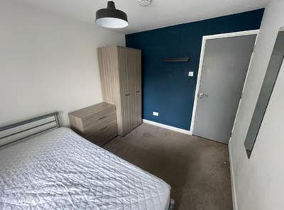 Modern, Comfortable Room – 10 Minutes to Station Main Photo