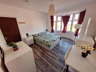 Large Double Room In Dollis Hill Main Photo