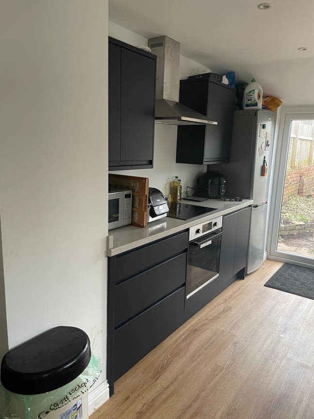 Double room near hospital  Main Photo