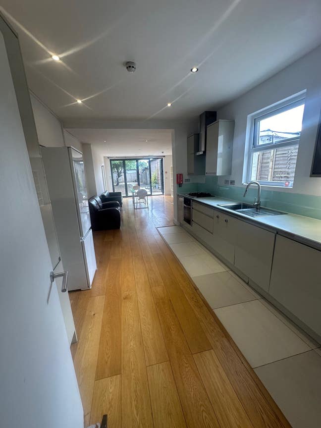 Amazing Fully Furnished Property  Main Photo