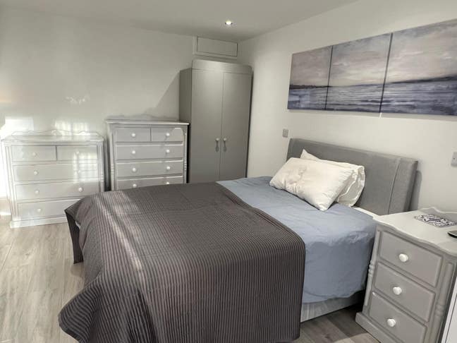 Charming Studio with Private Entrance Main Photo