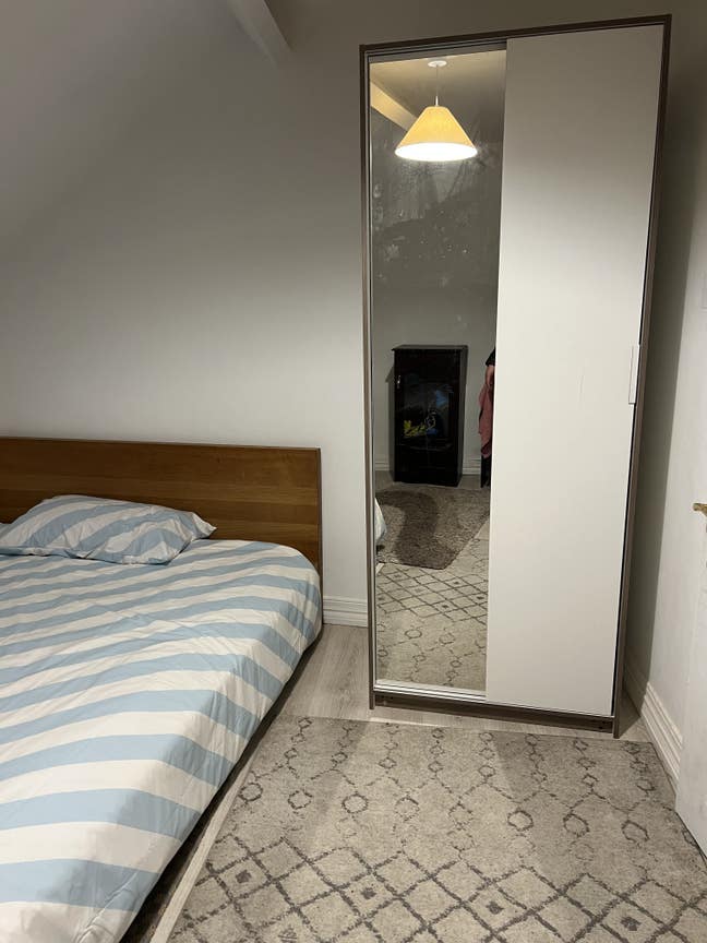 Beautiful double room For Rent (furnished) Main Photo