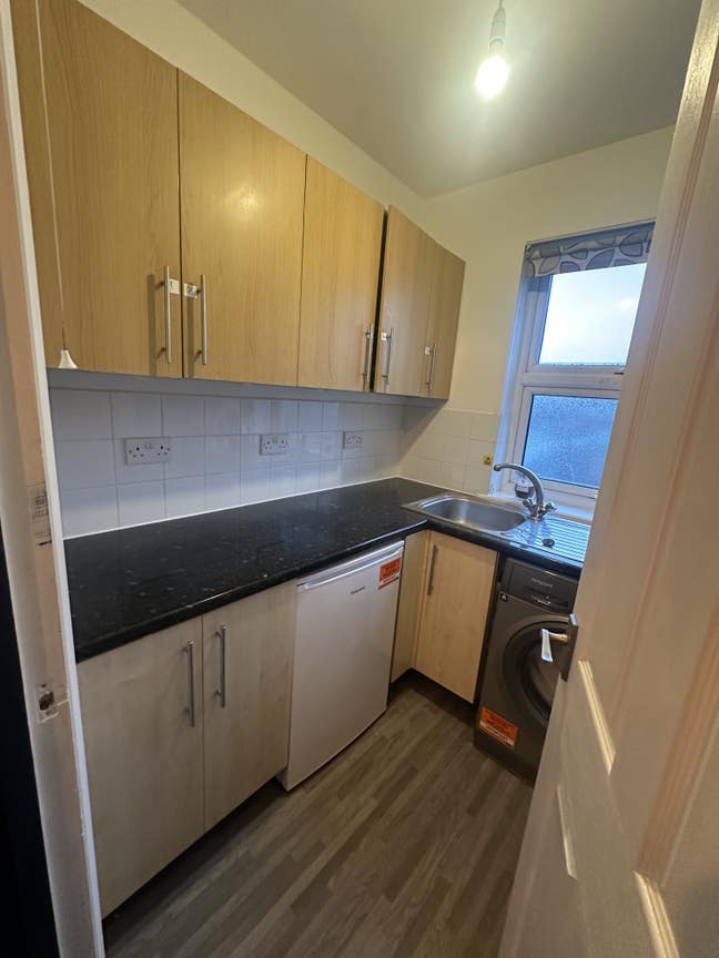 Room to rent - Stanford-le-hope. Available now. Main Photo