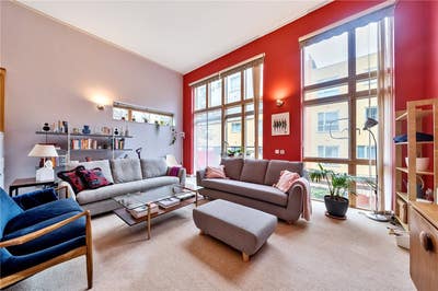 Large Room,Ensuite, Huge Wardrobe North Greenwich Main Photo