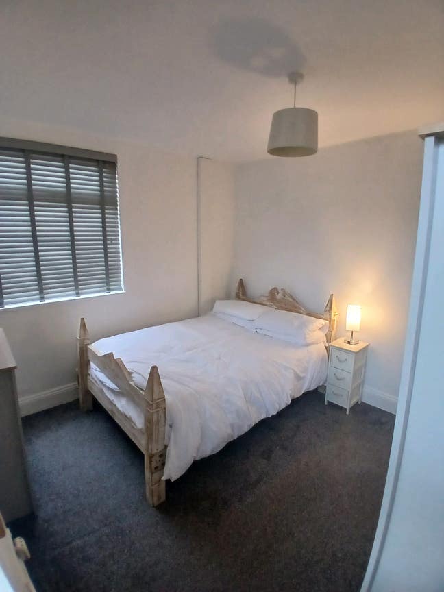 Double bedroom Main Photo