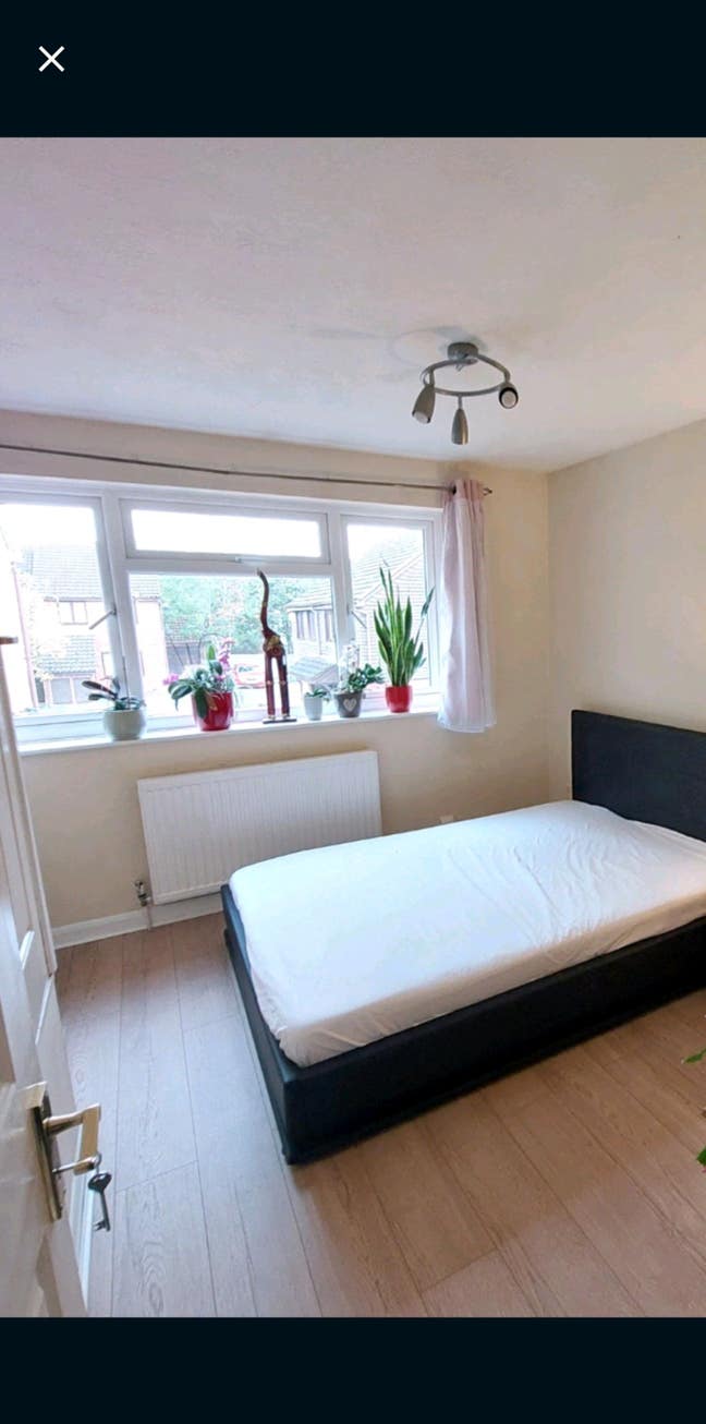 Double room Eastcote Station Ruislip  Main Photo