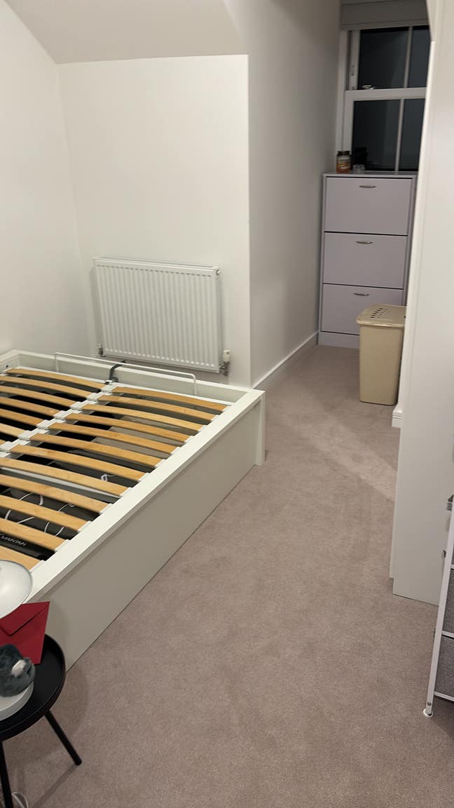 Double room to rent - bills included Main Photo