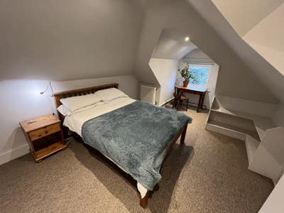 Room for rent in family home Main Photo
