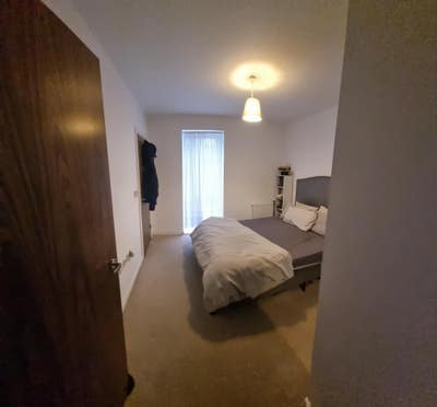 Large Double Room and Bathroom  Main Photo