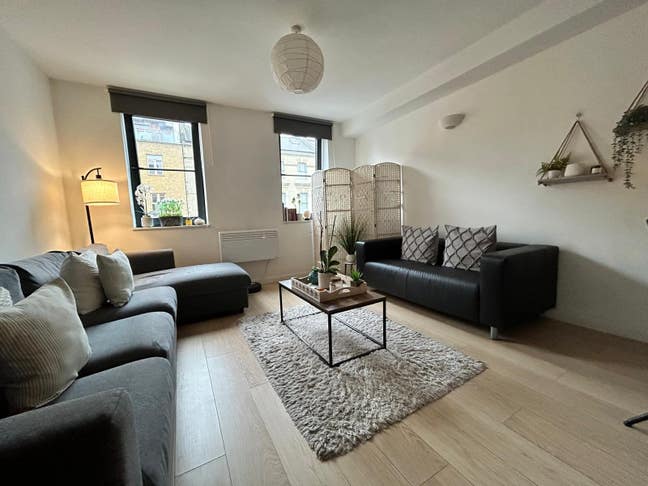 2 Bed Flat / Clapham / Large En-Suite Double Room Main Photo