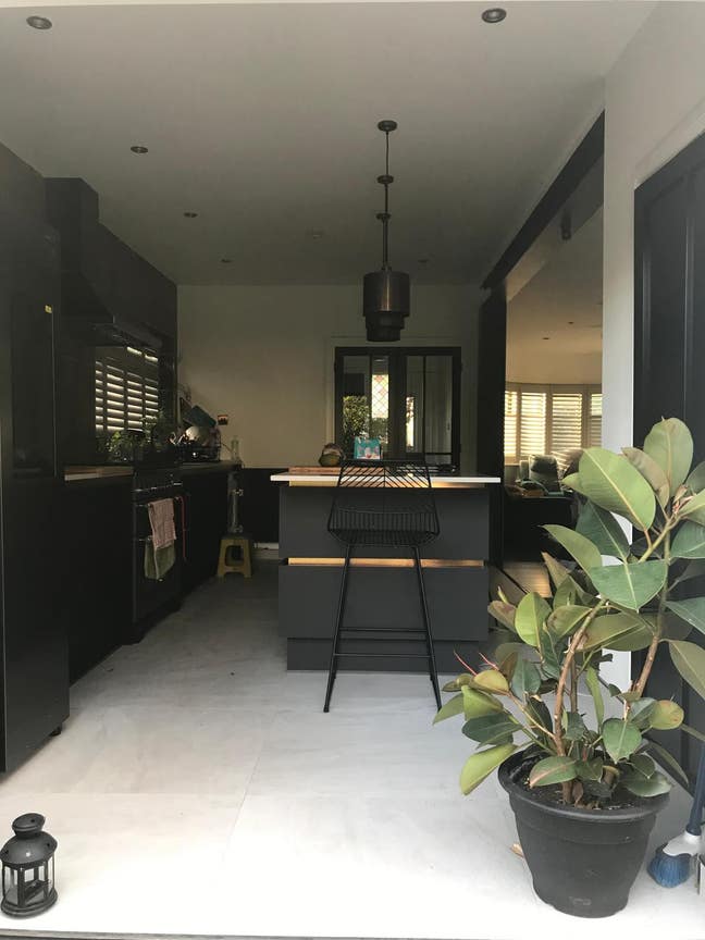 Excellent small double room - Ensuite shower - TW7 Main Photo