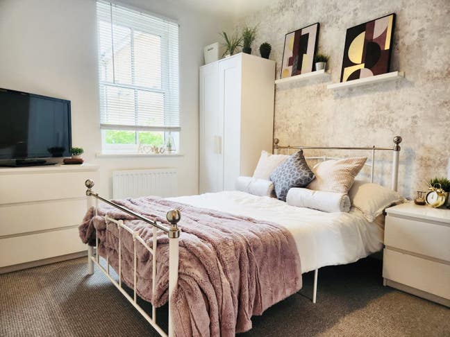 New! Luxury Double | Great Location!! 🏡 Main Photo