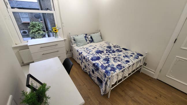 SE17 Super Double Ensuite/private Bathroom  Main Photo