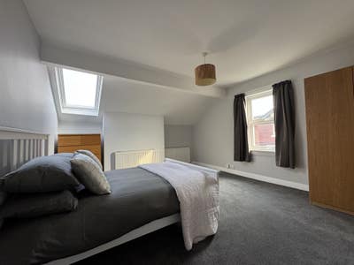 ⭐️Premier House in popular quiet location Main Photo