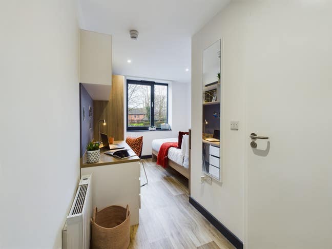 Sept 2025 Intake | Bills Included | Bronze Ensuite Main Photo