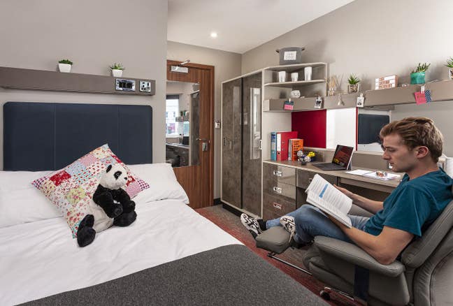 Sept 2025 Intake | Bills Included | Silver Ensuite Main Photo