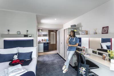Sept 2025 Intake | Bills Included | Sapphire Plus  Main Photo