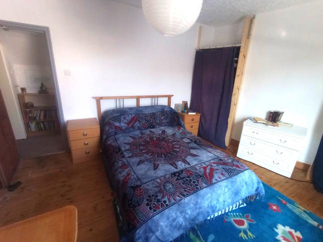 Double room in homely period property Main Photo