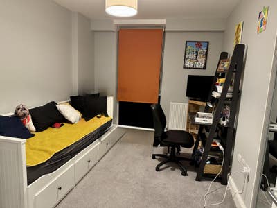 En-suite single/double room for single professiona Main Photo
