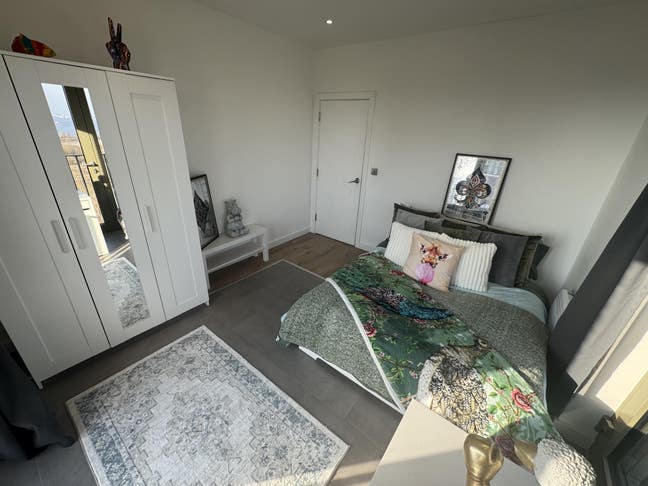 🌟 Stunning New Bedroom + Balcony  Available 🚀 Main Photo