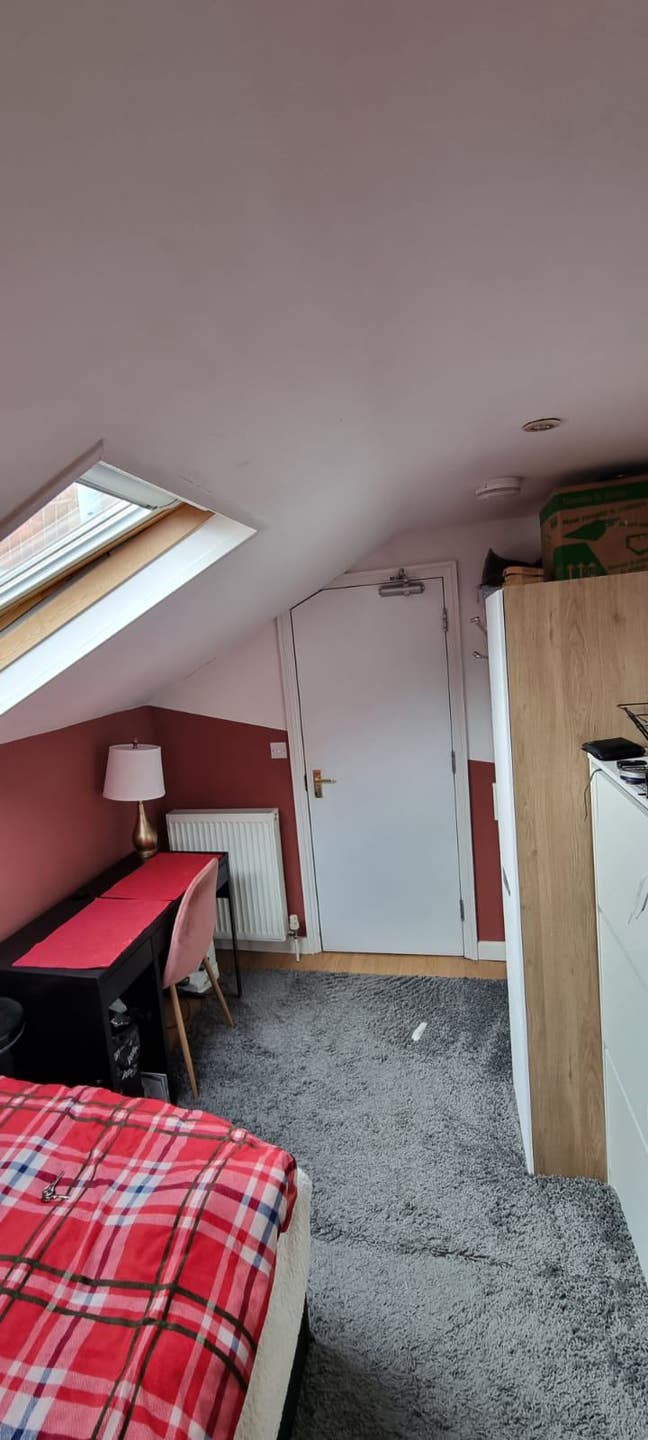 Room to Rent Near Town Centre Main Photo