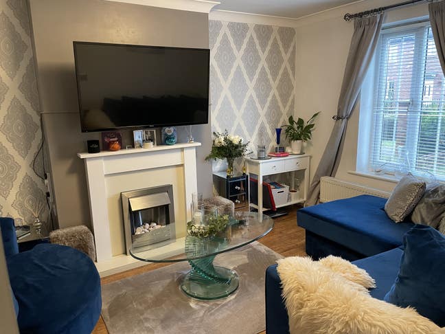 Double Room-Private Bathroom-Allocated Parking Main Photo