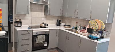 Double room in sharing Main Photo