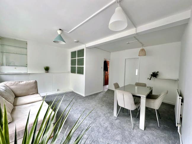 Canary Wharf Single room available E14! Main Photo