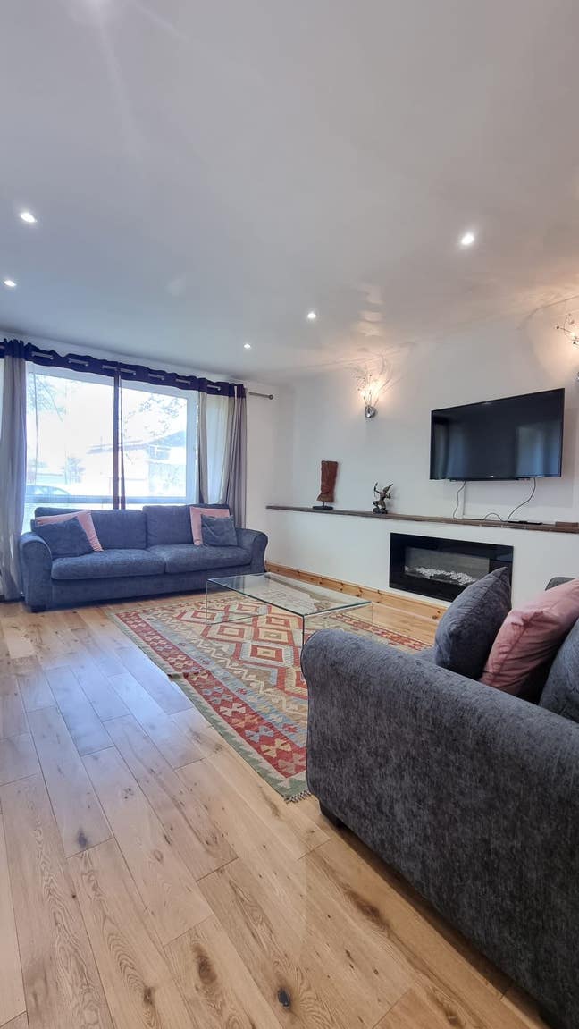 Luxurious Double Room in Vibrant Moseley Main Photo