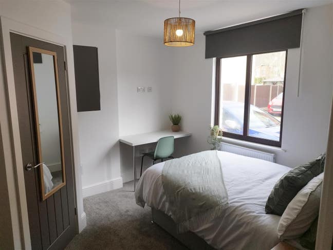 🏡 Modern En-Suite Room Hucknall🏡Bills Inc Main Photo