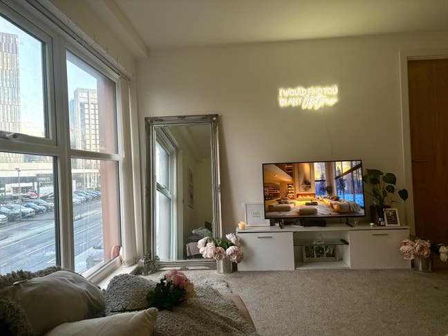 Spare room available - Double room & En-suite  Main Photo