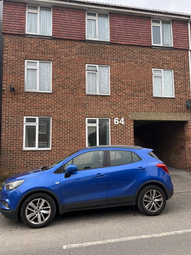 Nice first floor flat Main Photo