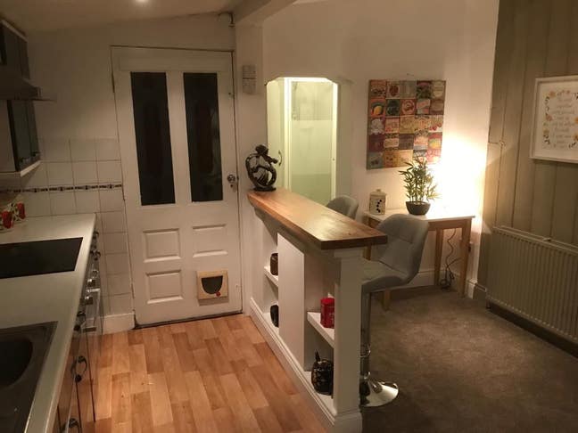 Gorgeous Flat in The Heart of Fordinbridge Main Photo